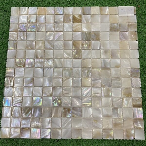 gach mosaic xa cu vo so mau vang
